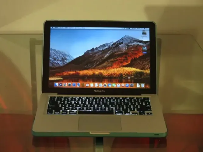 Macbook Pro A1378