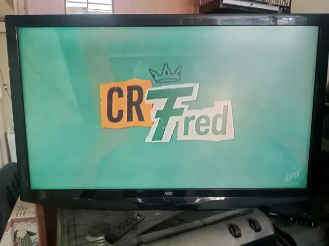 Televisão AOC em Bom Estado (Não e Smart TV mais tem Conversor)