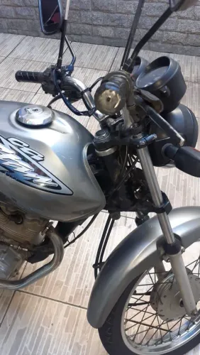 Moto com a documentação em dia só transferir na hora da compra 