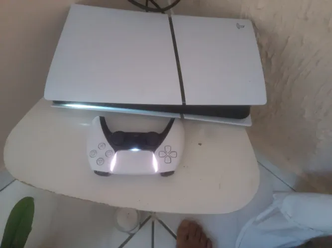 VENDO PLAYSTATION 5 SLIM 1TB