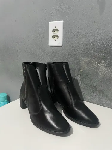Bota feminina
