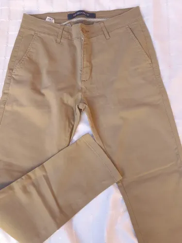 Calça masculina Sarja Dorinhos 44 como nova