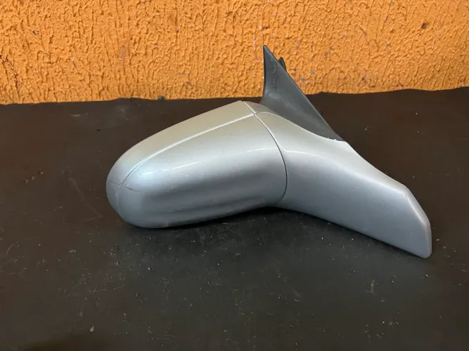 Espelho retrovisor externo comando manual  lado direito CORSA B original GM522