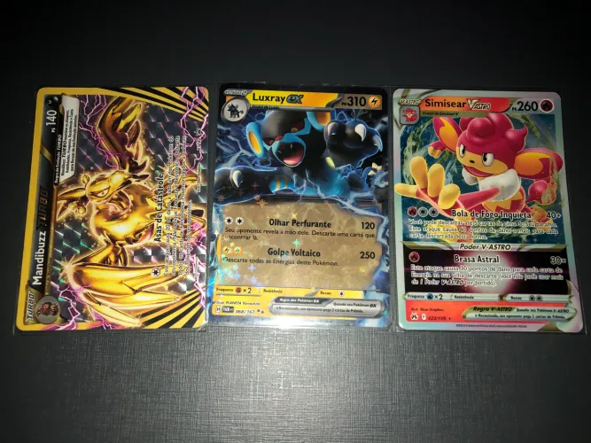 3 Cartas Raras Pokémon