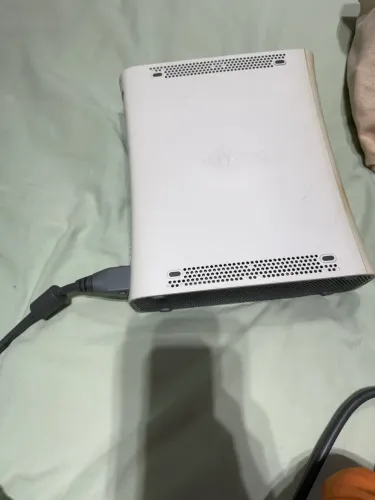 Xbox 360 para vender pecas pois não está ligando