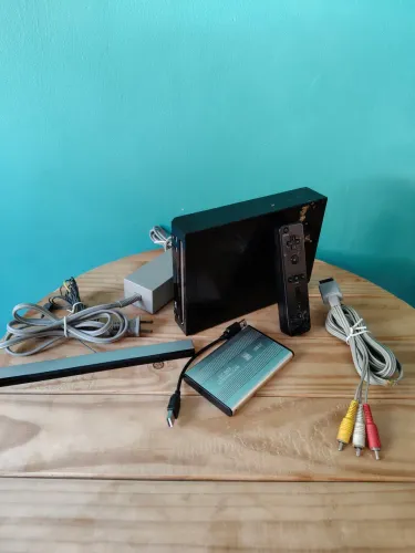 Nintendo Wii Preto Desbloqueado + HD Externo Repleto de Jogos!