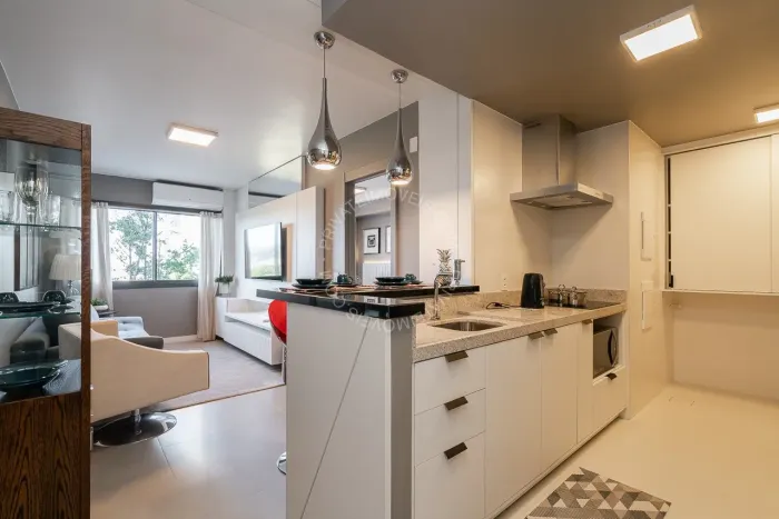 Apartamento mobiliado para alugar no Petrópolis de 1 quarto (suíte)