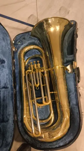 Tuba Yamaha YBB-321