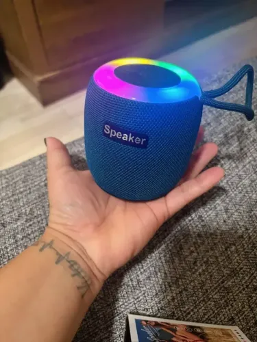 Caixa De SomBluetooth NOVA ENTREGO RGB Portátil 10W usb/aux