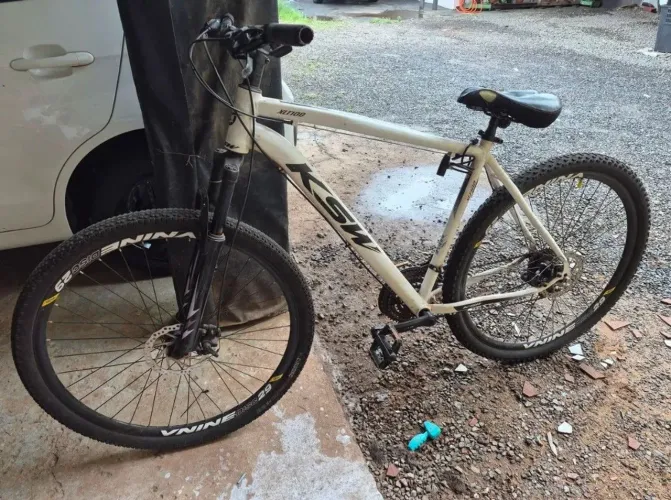 Bicicleta aro 29 alumínio KSW XLT 100 freio a disco