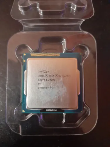 Processador Intel Xeon E3-1230 v2 ? Excelente estado + pasta térmica.