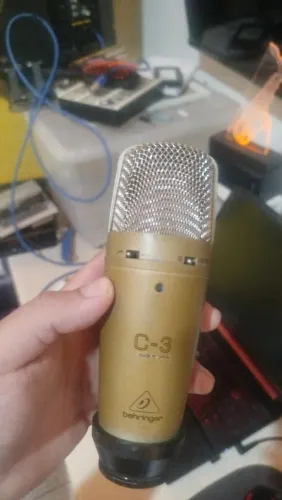 Microfone Behringer C3