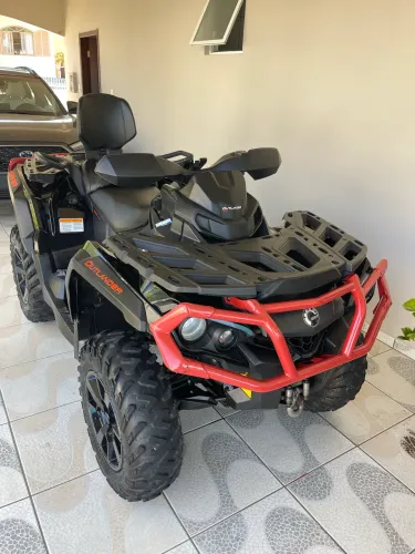 Vendo QUADRICICLO BEM NOVINHO