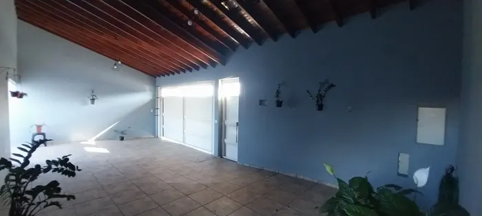 Casa a Venda em Agudos S-P