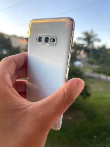 Samsung Galaxy s10e