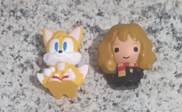 Kit 2 gogo's da cacau show - Hermione e Tails