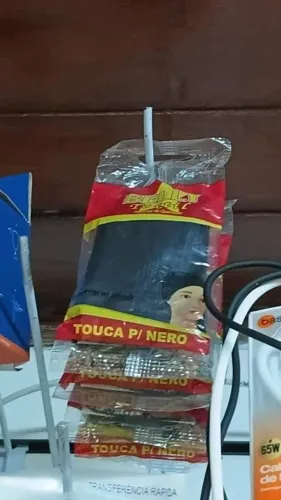 TOUCA DE NERO