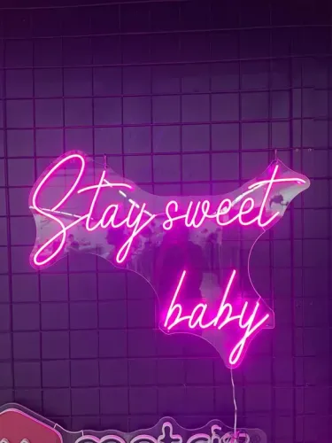 Neon Led Stay Sweet Baby - Decoração de Parede