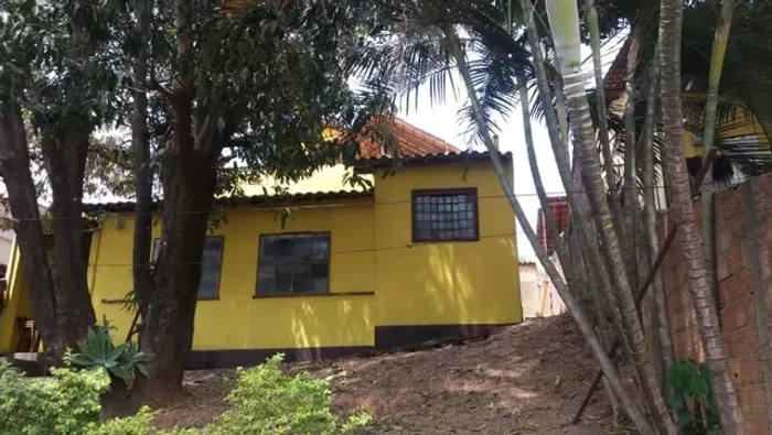 Casa 04 quartos com escritura Vespasiano R$ 350 mil