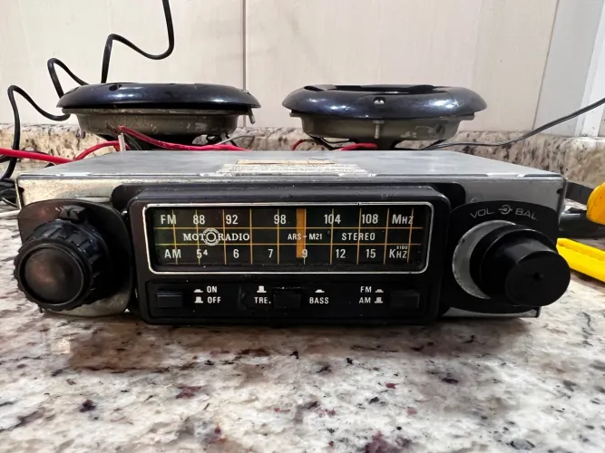 Motoradio ARS-M21 - Som automotivo vintage