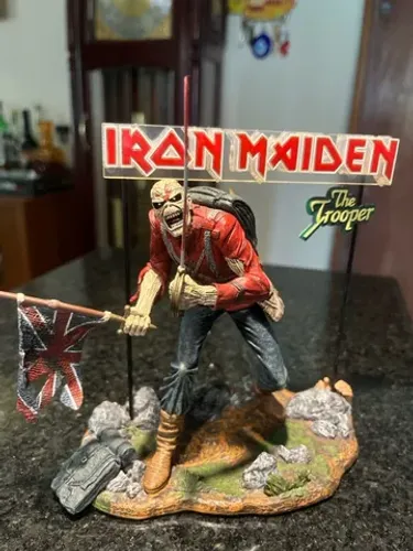 Boneco Eddie The Trooper Iron Maiden Mc Farlane 2002 Rock