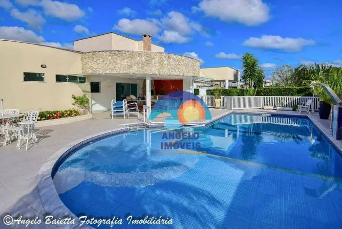 Casa com 3 dormitórios à venda, 237 m² por R$ 2.000.000,00 - Bougainvillee IV - Peruíbe/SP