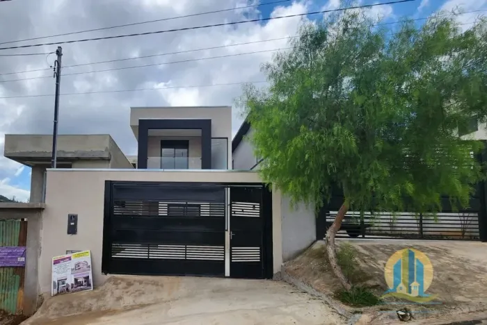 Seu Oásis de Conforto e Estilo! Casa no Condomínio Nova Jaguari!