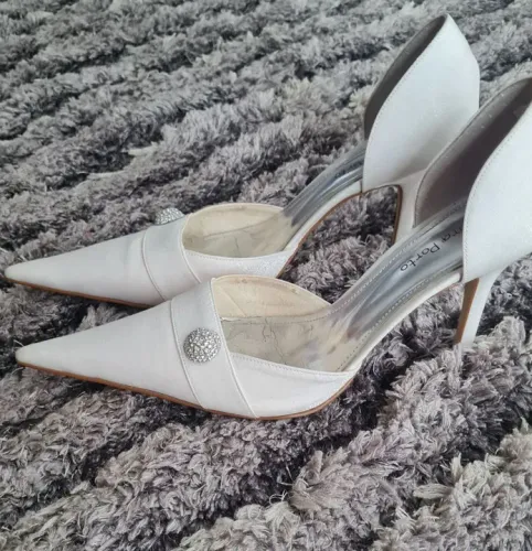 Scarpin Branco Laura Porto