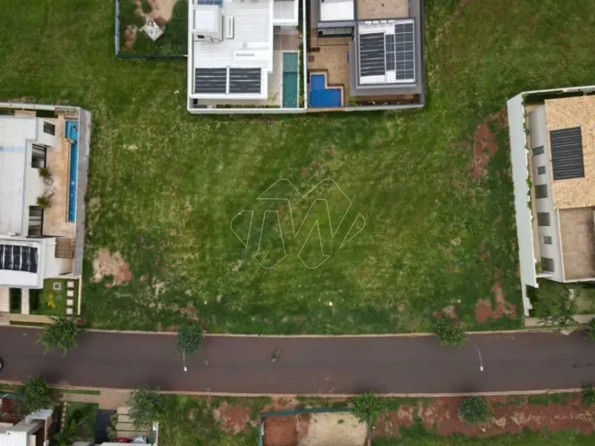 Venda de Terreno / Condomínio na cidade de Araraquara
