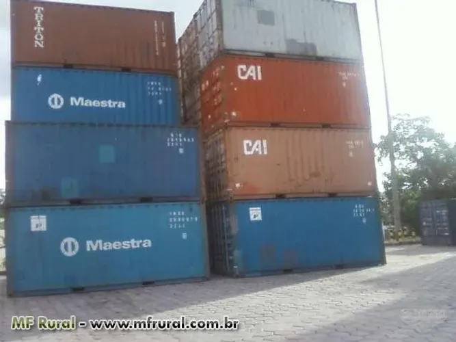 Containers de 6 e 12 metros.