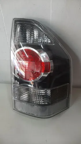 Lanterna pajero fuul direita 