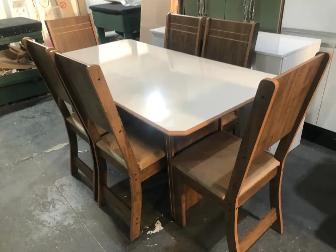 Mesa de jantar com 6 cadeiras NOVO 