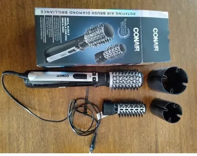 Escova Secadora Rotativa Conair  - 220V