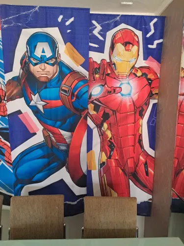 Baner super heróis / vendo separados 177 de altura por 66 de largura