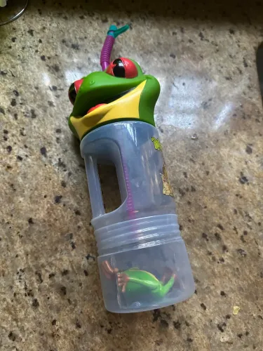 CAFÉ DA FLORESTA TRIPLA ~ Garrafa de água de lembrança FROG com figura de sapo em 3D