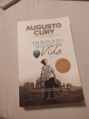 Livro em busca do sentido da vida 