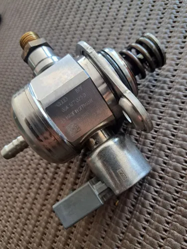 Bomba de alta motor 1.8/2.0 Audi A3/ A4 1.8 / A5 1.8