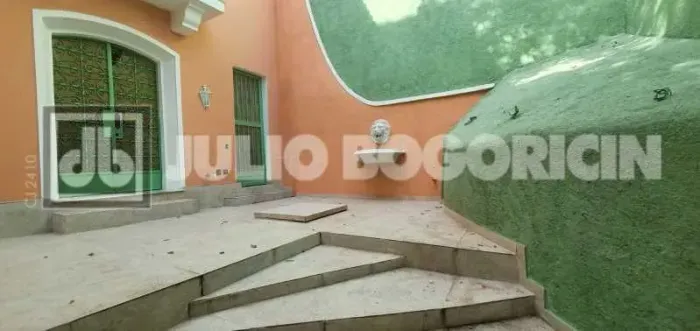 Apartamento : / Residencial / Urca