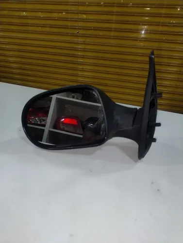 retrovisor da Strada Pitbul/Palio Pitbul 2 portas lado motorista  (modelo Grande)