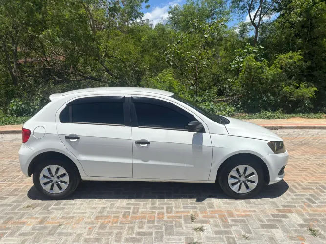 Volkswagen Gol (novo) 1.6 MI Total Flex 8V 4P 2015
