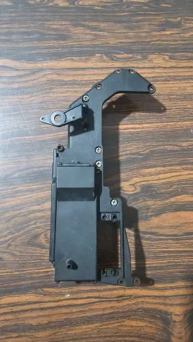 Rc Automodelo Kyosho fw 05 caixa de bateria e servos