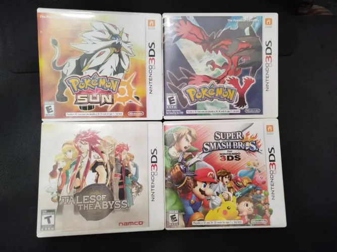 Jogos de Nintendo 3DS - Pokémon Sun, Y e Super Smash Bros