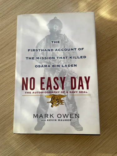 Livro No Easy Day