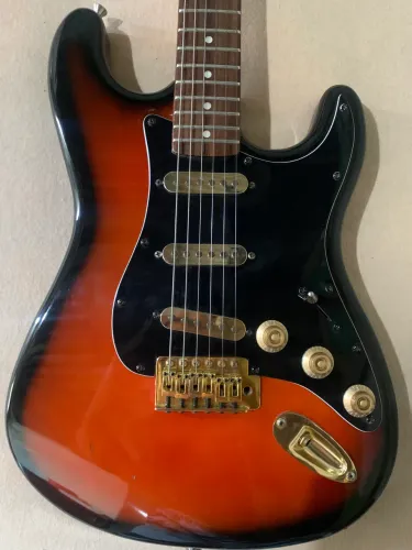 SX vintage series stratocaster 
