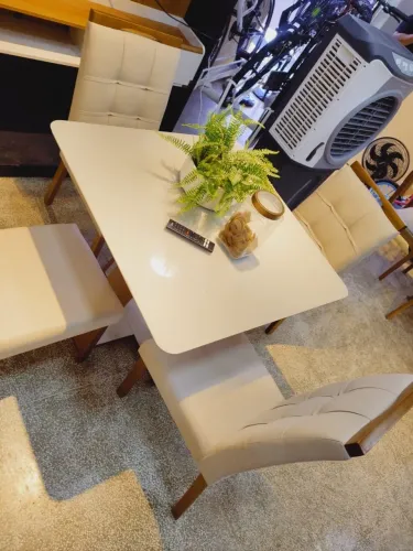 Mesa de jantar 4 lugares 90x90 pronto entrega 