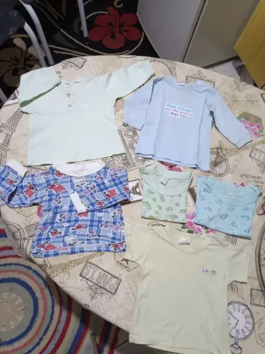 Lote de Roupas Infantis - Diversos Tamanhos