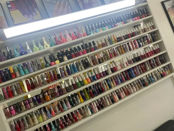 Manicures e CABELELEIRA