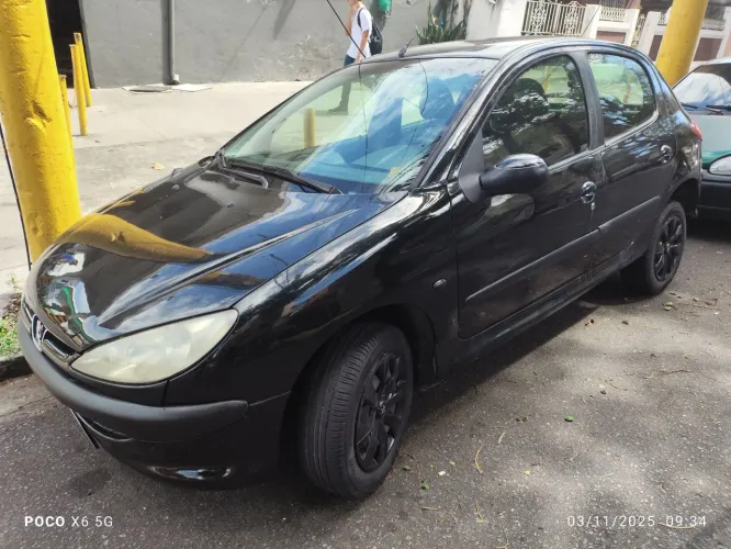 Peugeot 206 Presence 1.4/ 1.4 Flex 8V 5P 2004