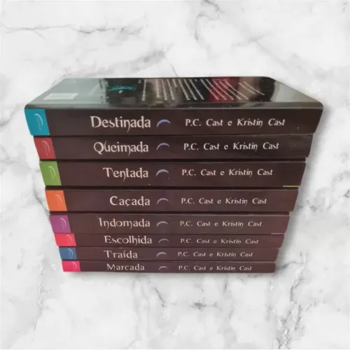 Série The House of Night (1 ao 7 e 9)