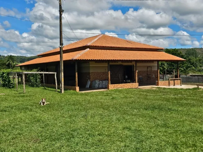 Vendo chácara na Corumbá IV .